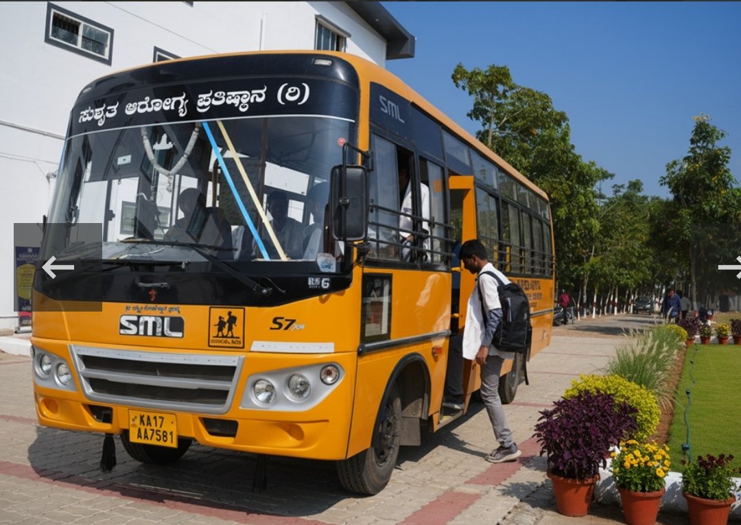 Campus transport bus